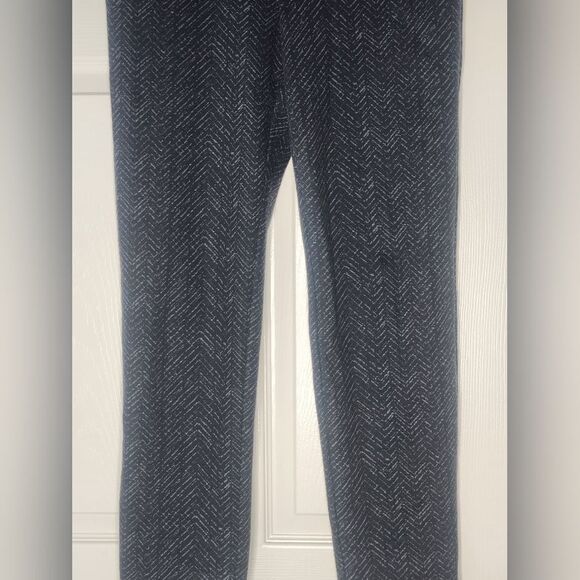 Gloria Vanderbilt 8 Black Herringbone Patern Full Length Zip Pockets Women Pants - Picture 4 of 9